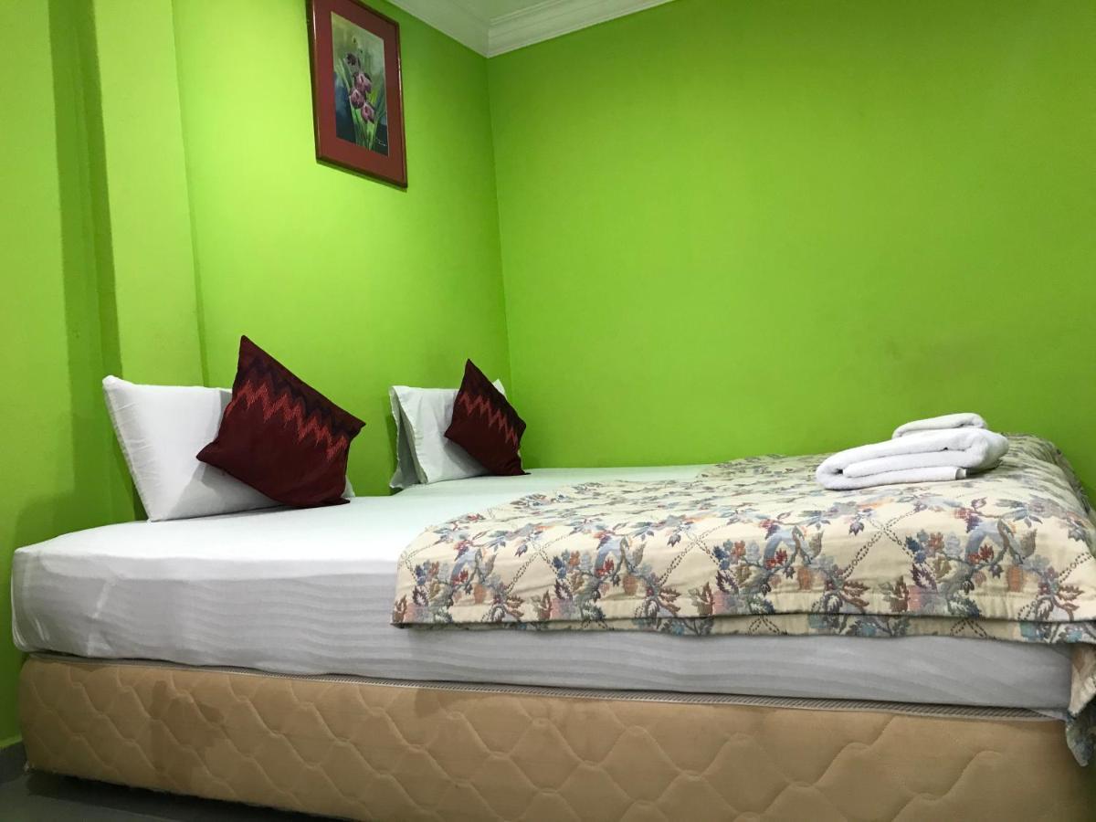 Hotel Cahaya Танджунг-Малим Экстерьер фото